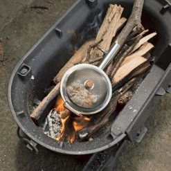 Kikkerland Huckleberry Popcorn Maker - Maak Je Eigen Popcorn - Popcornpan - Kampvuur - Buitenspeelgoed - Buitenspelen - Kamperen -Buiten Kamperen 1200x1200 1262