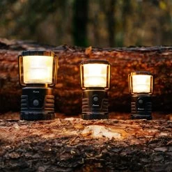 Favour L0434 Camping Lamp LED, 1105 Lumen, IP64, Waterdicht, Draagbare Kampeerlamp, Tentlamp, Schokbestendig, 4 Verschillende Lichtmodi Inclusief Kaarslicht-modus, Afneembaar Deksel & Compact Formaat -Buiten Kamperen 1200x1200 1440