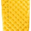 Sea To Summit UltraLight Large - Opblaasbare Slaapmat - 5cm - 495g - Geel