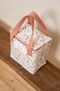 Little Dutch - Koeltas - Flowers & Butterflies 19 Little Dutch - Koeltas - Flowers & Butterflies -Buiten Kamperen 800x1200 11